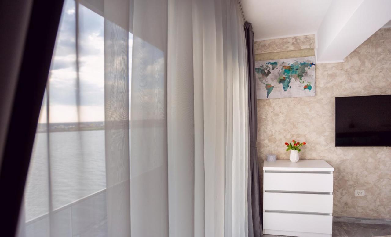 Amazing Sunset View Apart Apartment Mamaia